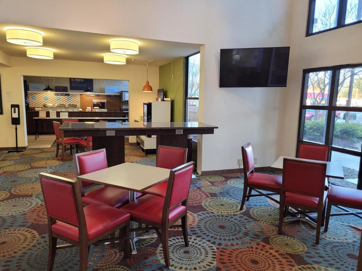 Holiday Inn Express Anderson I-85 - Exit 27- Highway 81, An Ihg Hotel Buitenkant foto